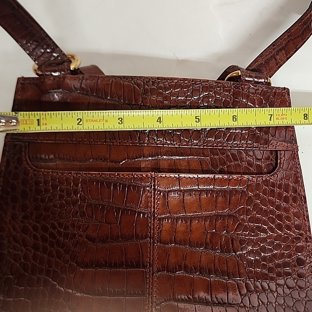 Elegant Brown Leather A Liz Claibourne Co Vintage Embossed Leather Crossbody Bag - Picture 10 of 13